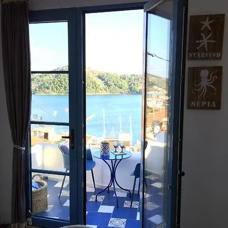 Σπίτι διακοπών Steps Σκιάθος Πόλη