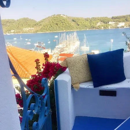 Steps * Σκιάθος Πόλη